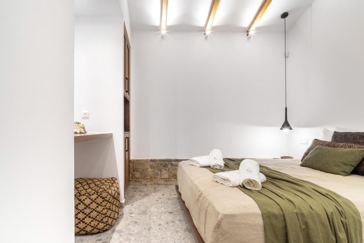 Wave, An Idyllic Seafront Suite By Nirousuites Kokkini Hani Exterior foto